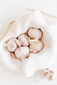 basket of garlic cloves