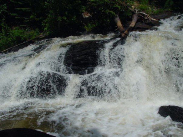 Rushing water over rocks- herreonearth.ca 